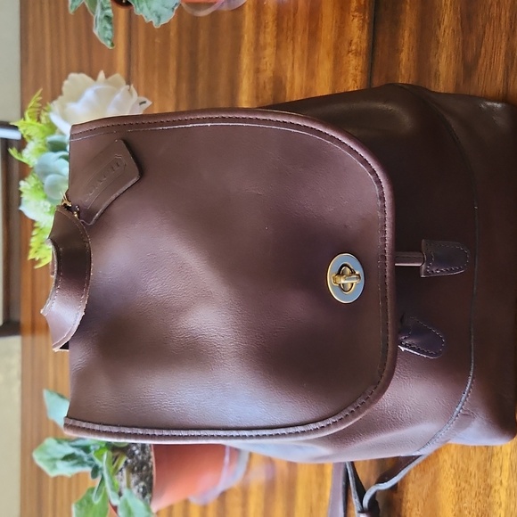 Vintage Coach Daypack - Picture 5 of 16